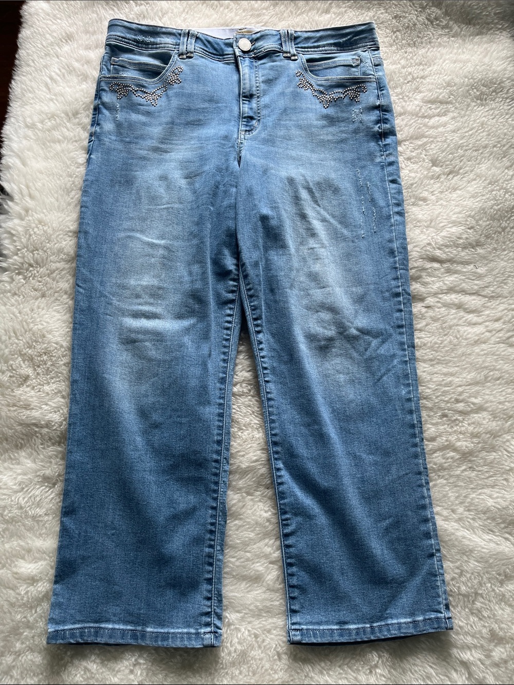 Democracy Ab-solution light wash Straight-Leg crop Jeans Pocket Detail 16